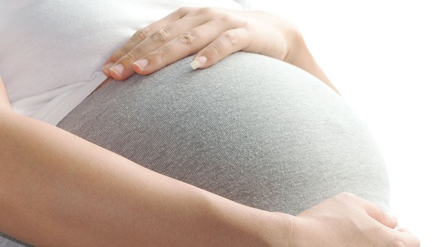 bai-viet/may-day-man-tinh-co-bau-duoc-khong-me-va-be-de-gap-nhung-nguy-co-gi-56994.html