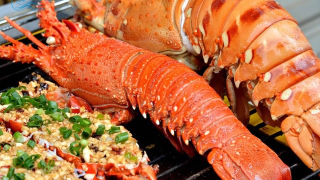 bai-viet/me-sau-sinh-mo-bao-lau-thi-duoc-an-hai-san.html