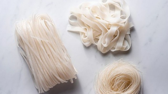 bai-viet/mi-gao-bao-nhieu-calo-an-mi-gao-giup-giam-can-khong-70796.html