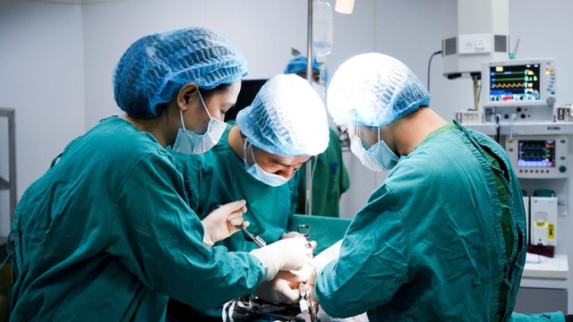 bai-viet/mot-ca-mo-ruot-thua-keo-dai-bao-lau-cac-phuong-phap-mo-ruot-thua.html