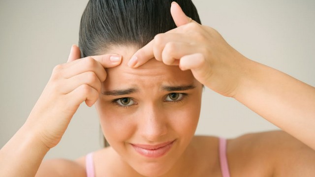 bai-viet/mach-ban-cach-tri-mun-dau-den-o-tran-hieu-qua.html