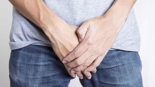 bai-viet/mun-nuoc-o-bo-phan-sinh-duc-nam-nguyen-nhan-trieu-chung-va-cach-dieu-tri.html