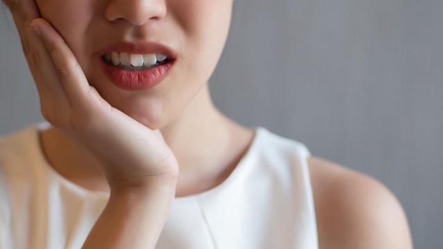 bai-viet/mun-thit-trong-mieng-nguyen-nhan-va-cach-dieu-tri.html