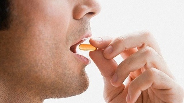 bai-viet/nam-gioi-co-nen-uong-tinh-dau-hoa-anh-thao-hay-khong.html