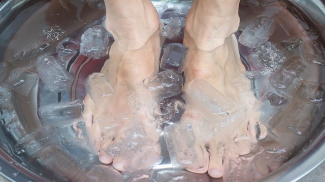 bai-viet/giai-dap-thac-mac-ngam-chan-nuoc-da-co-tac-dung-gi.html