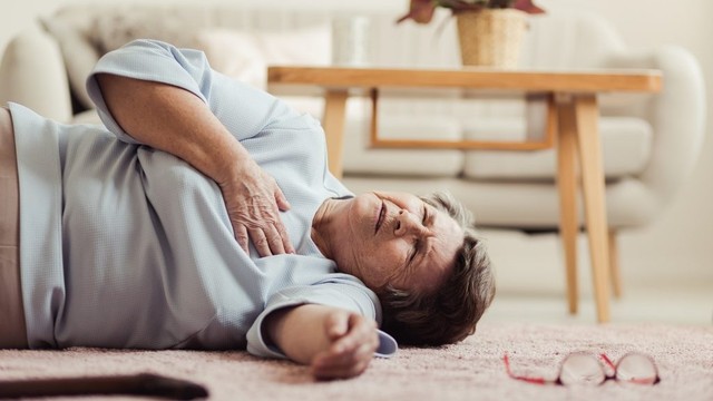 bai-viet/ngat-xiu-co-nguy-hiem-khong-nguyen-nhan-khien-nguoi-benh-ngat-xiu.html