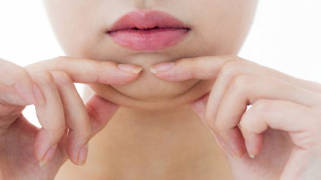 bai-viet/vi-sao-nguoi-gay-nhung-mat-beo-mot-so-cach-lam-giam-beo-mat-mot-cach-tu-nhien.html