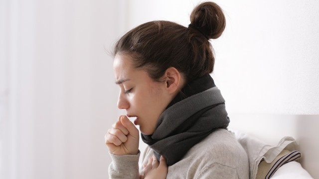 bai-viet/nguyen-nhan-cach-chua-ho-lau-ngay-khong-khoi-o-nguoi-lon-va-luu-y-khi-dieu-tri.html