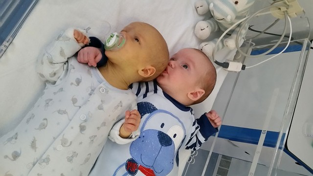 bai-viet/nguyen-nhan-gay-vang-da-benh-ly-la-gi-chua-nhu-the-nao-59650.html