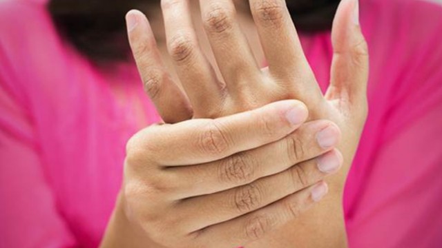 bai-viet/nguyen-nhan-trieu-chung-va-cach-dieu-tri-viem-khop-co-tay-sau-sinh-52038.html