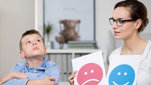 bai-viet/nhan-biet-hoi-chung-asperger-qua-cac-dau-hieu-nao.html