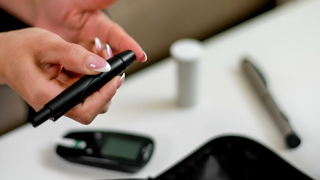 bai-viet/nhan-biet-som-dau-hieu-roi-loan-duong-huyet-luc-doi.html