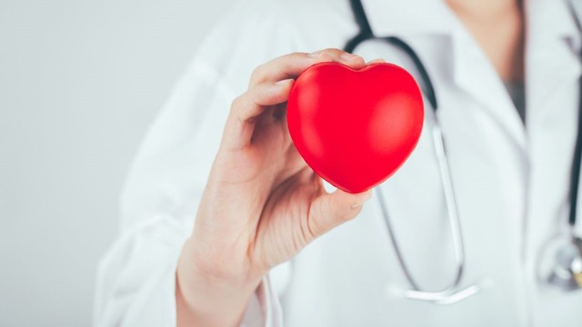 bai-viet/nhip-nhanh-qrs-rong-nguyen-nhan-trieu-chung-chan-doan-va-dieu-tri.html