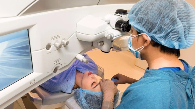 bai-viet/nhung-dieu-can-biet-ve-phau-thuat-phakic-trong-dieu-tri-tat-khuc-xa.html