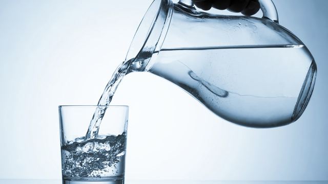 bai-viet/nhung-dieu-gi-se-xay-ra-voi-co-the-khi-khong-uong-du-nuoc-co-the-khien-ban-khong-ngo-den.html