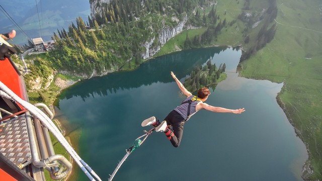 bai-viet/nhung-loi-ich-cua-mon-the-thao-nhay-bungee-67617.html