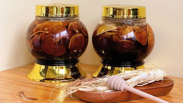 bai-viet/nhung-nguoi-khong-nen-dung-sam-ngam-mat-ong-ma-ban-can-luu-y.html