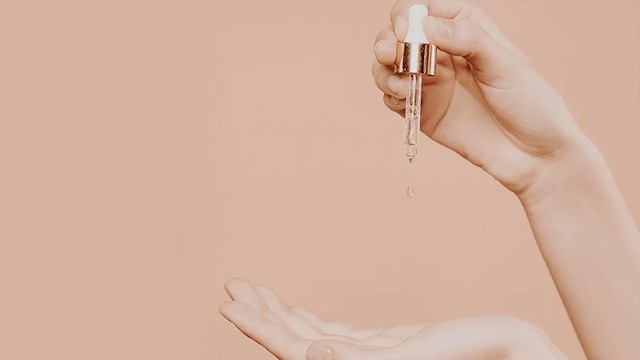 bai-viet/niacinamide-dung-sang-hay-toi-moi-tot-can-luu-y-nhung-gi.html