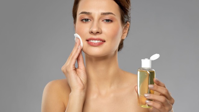 bai-viet/nuoc-than-va-nuoc-hoa-hong-khac-nhau-nhu-the-nao.html