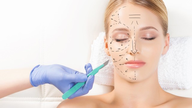 bai-viet/phau-thuat-mat-lech-la-gi-phau-thuat-mat-lech-co-nguy-hiem-khong.html