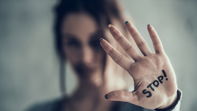 bai-viet/phong-chong-bao-luc-gia-dinh-trach-nhiem-khong-cua-rieng-ai.html