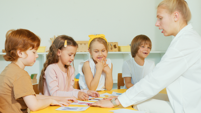 bai-viet/phuong-phap-teacch-la-gi-uu-va-nhuoc-diem-cua-teacch-trong-giao-duc-tre-tu-ky.html