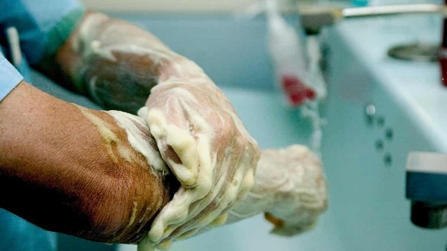 bai-viet/quy-trinh-rua-tay-ngoai-khoa-nhu-the-nao.html