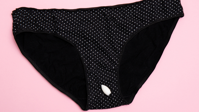 bai-viet/ra-huyet-trang-nhieu-la-sap-co-kinh-hay-co-thai-dau-hieu-va-loi-khuyen-huu-ich.html