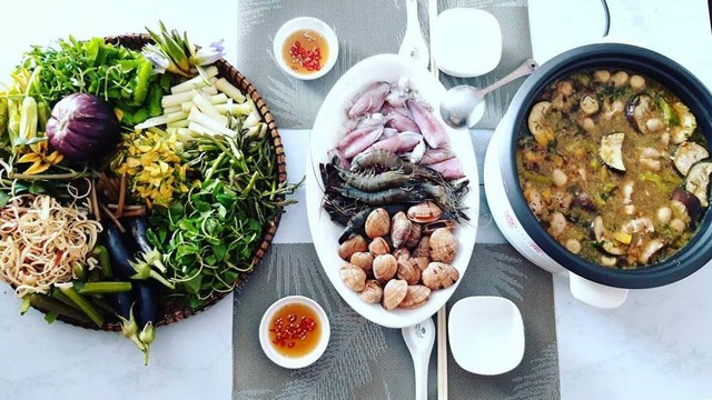 Gợi ý các loại rau ăn lẩu mắm giúp món ngon trọn vị, tốt cho sức khỏe