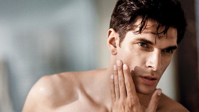 bai-viet/tai-sao-rau-moc-nguoc-can-lam-gi-de-han-che-tinh-trang-nay.html