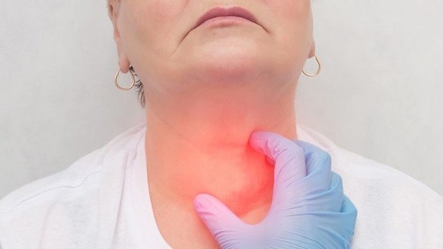 bai-viet/benh-roi-loan-tuyen-giap-pho-bien-hon-ban-nghi-55434.html