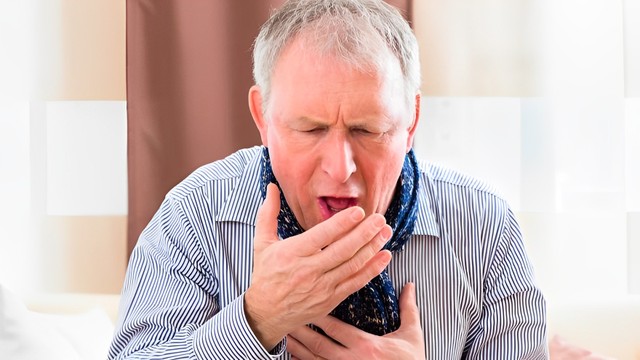 bai-viet/nen-lam-gi-khi-bi-sac-nuoc-bot-thuong-xuyen.html