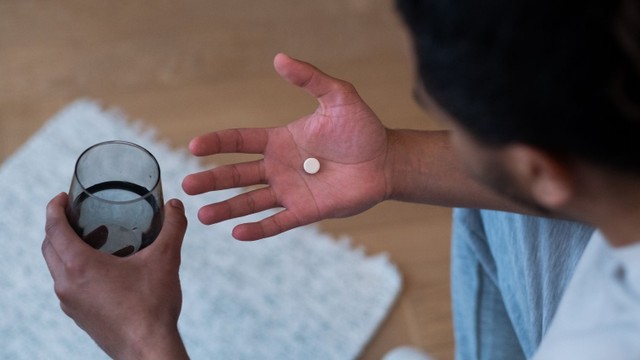 bai-viet/dieu-tri-san-cho-uong-thuoc-gi-luu-y-khi-uong-thuoc-tri-san-cho.html