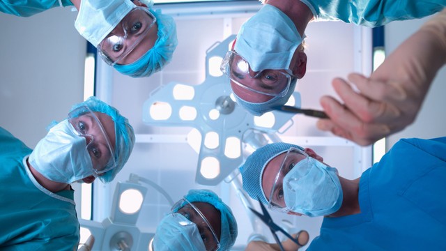 bai-viet/sarcoma-xuong-o-tre-em-va-thanh-thieu-nien-dieu-tri-bang-phuong-phap-nao-63434.html