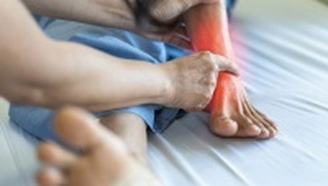 bai-viet/cac-phuong-phap-xu-ly-trat-khop-mu-ban-chan-tai-nha.html