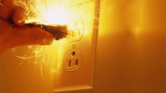 bai-viet/cach-cap-cuu-dien-giat-ban-nen-biet-57677.html