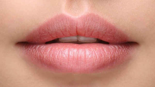 bai-viet/bi-quyet-cham-soc-doi-moi-nhay-cam-ma-ban-can-biet.html