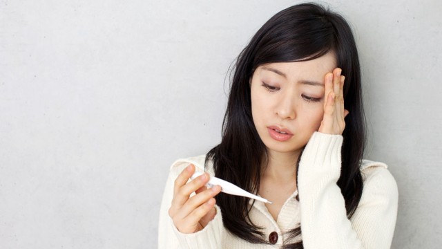 bai-viet/sot-nhiem-khuan-o-nguoi-lon-nguyen-nhan-trieu-chung-va-cach-dieu-tri.html