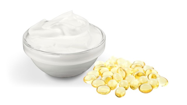 bai-viet/loi-ich-khi-ket-hop-sua-chua-khong-duong-voi-vitamin-e.html