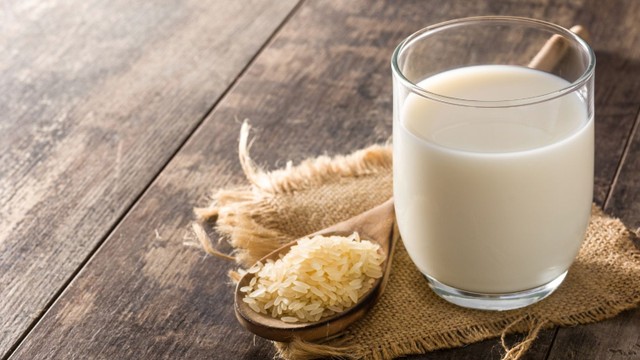 bai-viet/sua-gao-lut-bao-nhieu-calo-cach-uong-sua-gao-lut-khong-so-tang-can.html