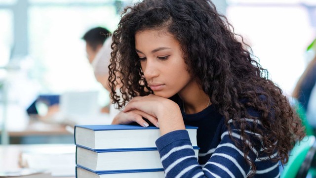 bai-viet/suc-khoe-tinh-than-cua-sinh-vien-thuc-te-nguyen-nhan-va-giai-phap.html