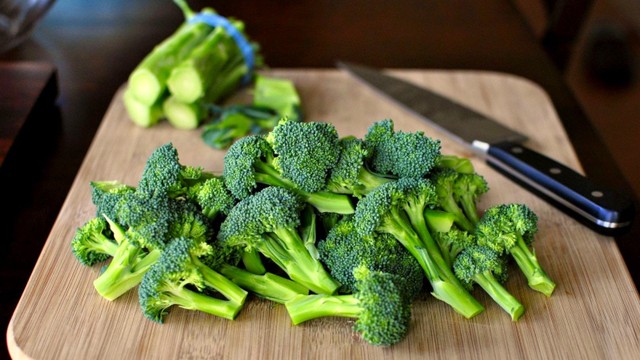 bai-viet/sup-lo-xanh-nau-voi-gi-cho-be-an-dam-4-mon-an-dam-voi-sup-lo-63334.html