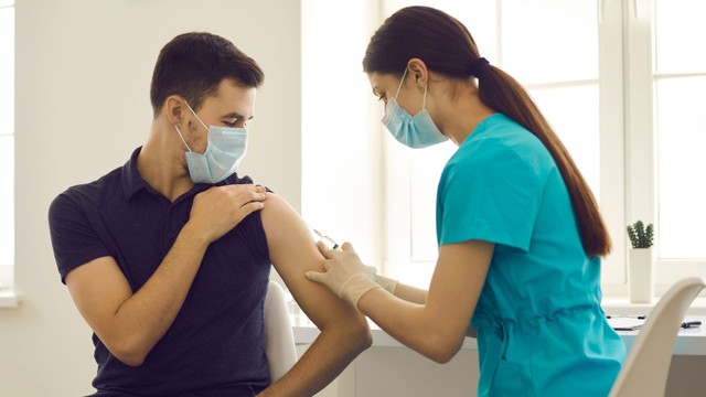 bai-viet/tac-dung-phu-khi-tiem-vac-xin-hpv-o-nam-gioi.html