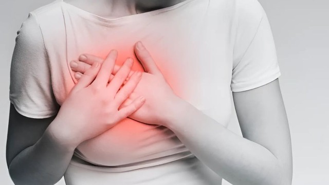 bai-viet/tac-tia-sua-phai-lam-sao-huong-dan-cach-xu-ly-hieu-qua.html