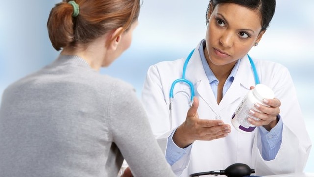 bai-viet/tai-sao-chuyen-gia-khuyen-nghi-phu-nu-tuoi-40-nen-bat-dau-kiem-tra-ruot-gia-55266.html