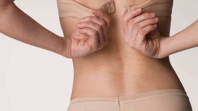 bai-viet/tai-sao-con-gai-phai-mac-ao-lot-5-ly-do-thu-vi-co-the-ban-chua-biet.html