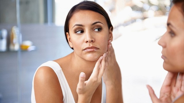 bai-viet/tai-sao-da-mat-kho-trang-cach-khac-phuc-nhanh-va-hieu-qua.html