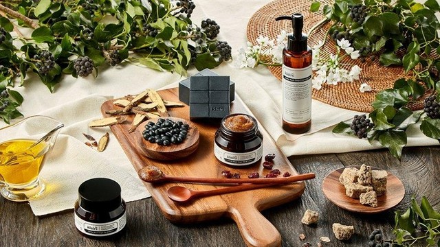 bai-viet/tat-tan-tat-ve-my-pham-thuan-chay-top-4-san-pham-duoc-yeu-thich-55796.html