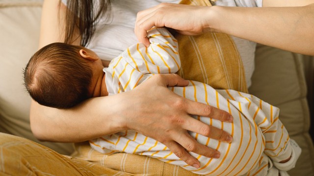 bai-viet/tatanol-co-dung-duoc-cho-phu-nu-cho-con-bu-khong.html