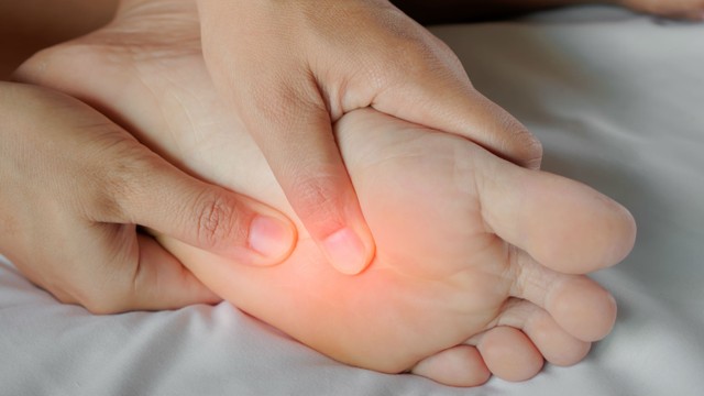 bai-viet/te-bi-chan-tay-uong-thuoc-gi-ban-da-biet-chua-58207.html